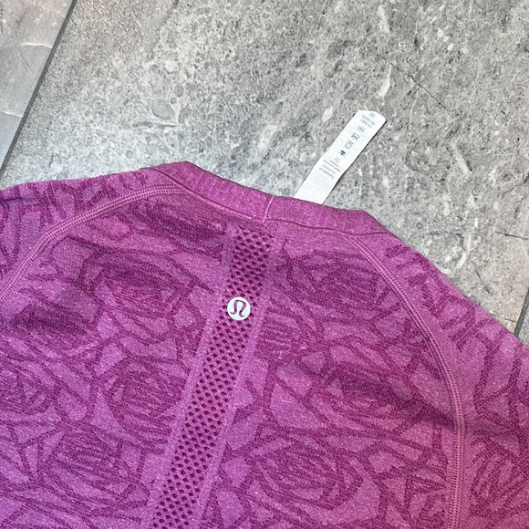 Lululemon Top - Picture 7 of 7
